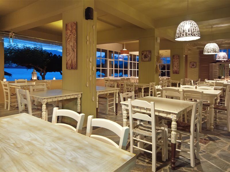 Venus Beach Hotel Bungalows Неа-Стира Экстерьер фото